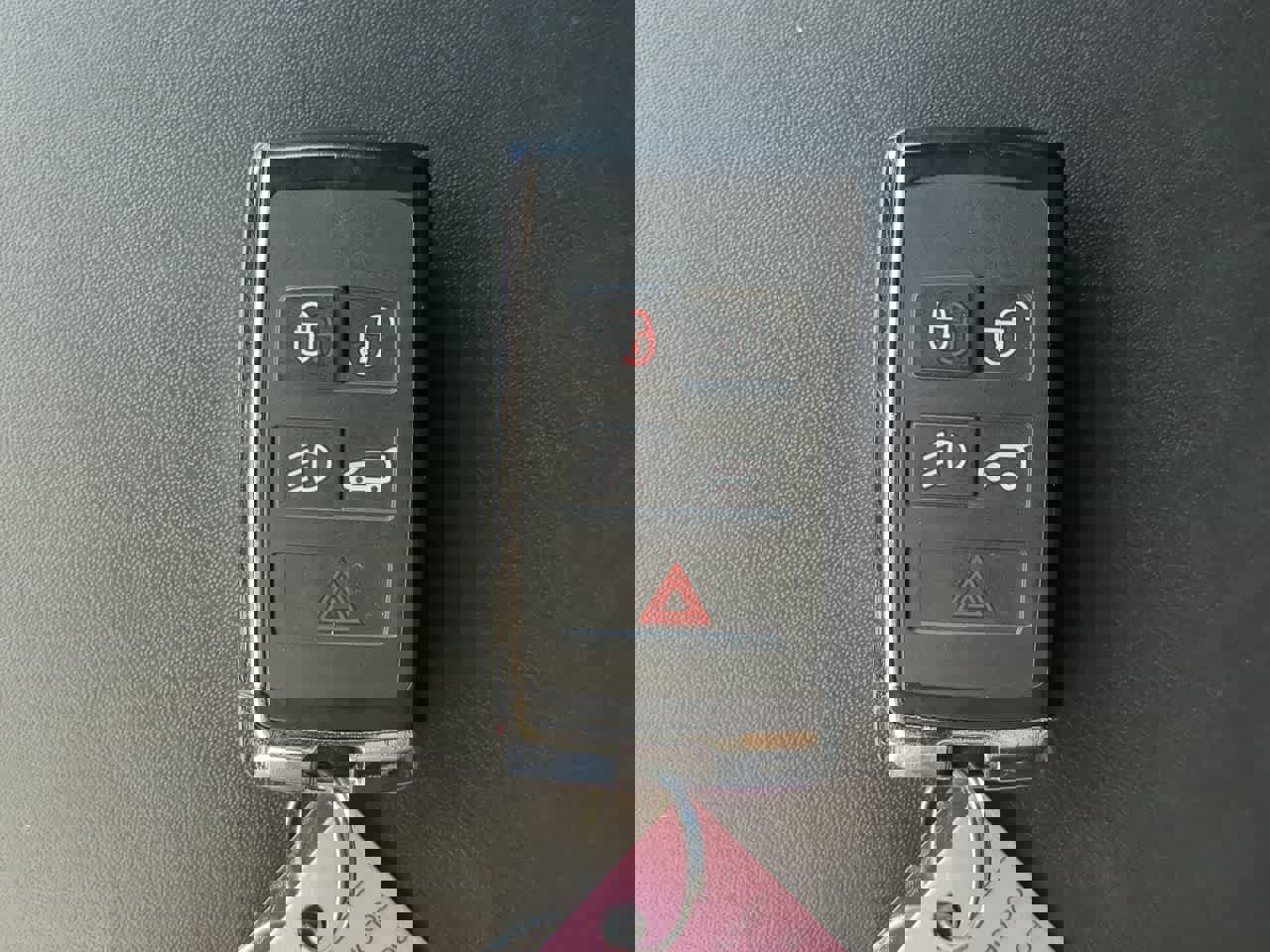 Used 2025 Land Rover Range Rover Sport SE image 37