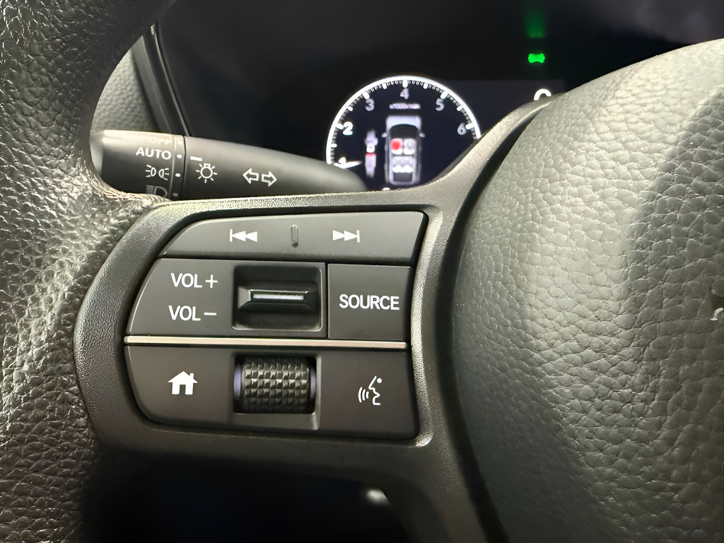 Used 2025 Honda CR-V EX image 17