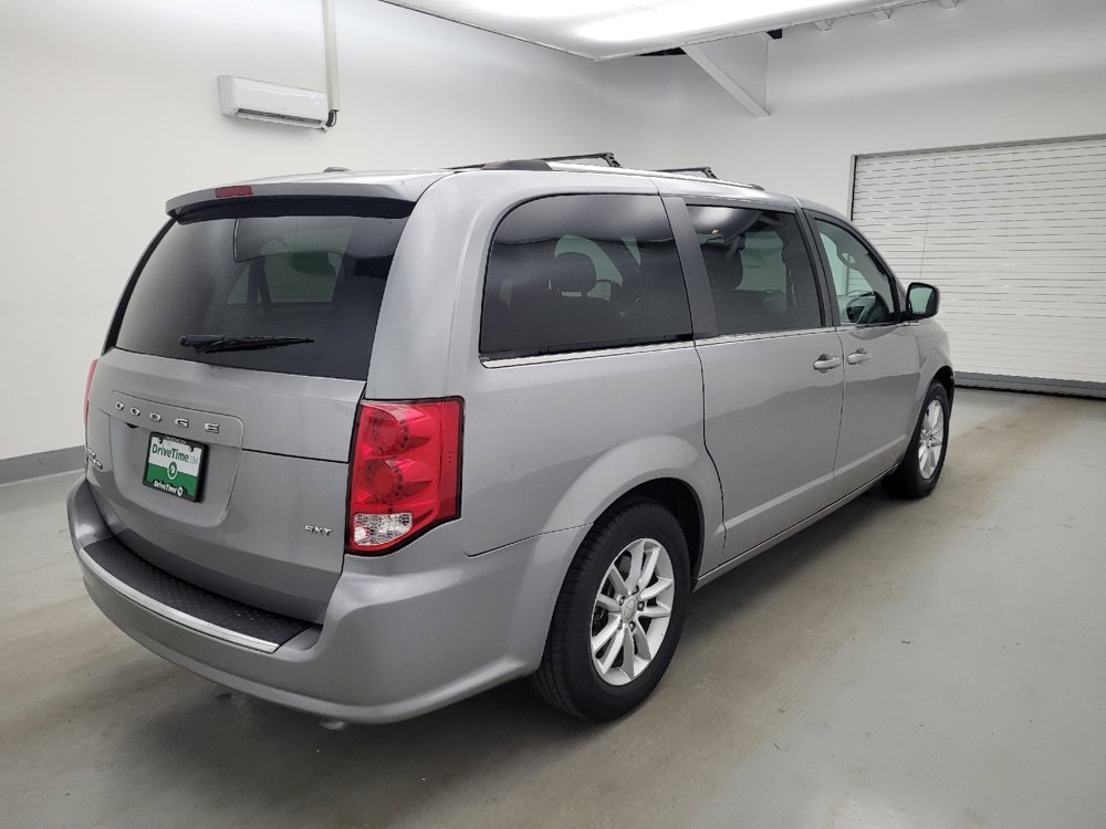 Used 2020 Dodge Grand Caravan SXT FWD image 9