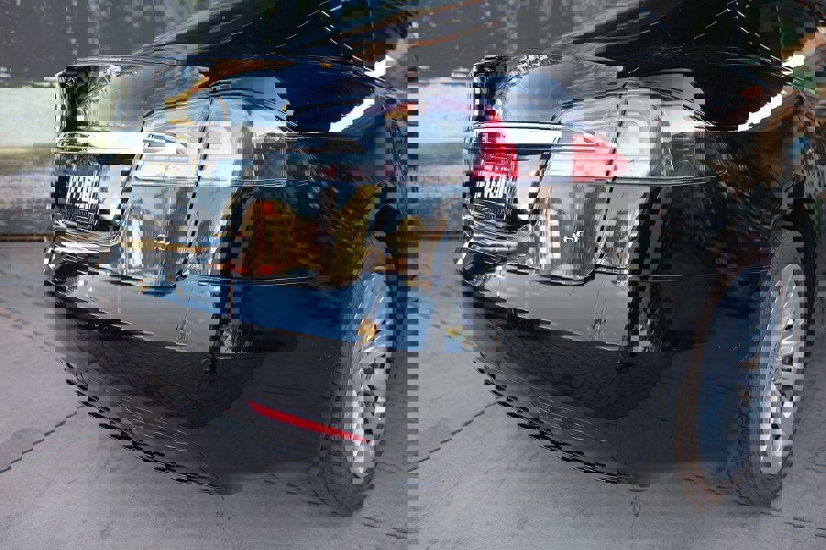 Used 2016 Tesla Model S 75 image 36