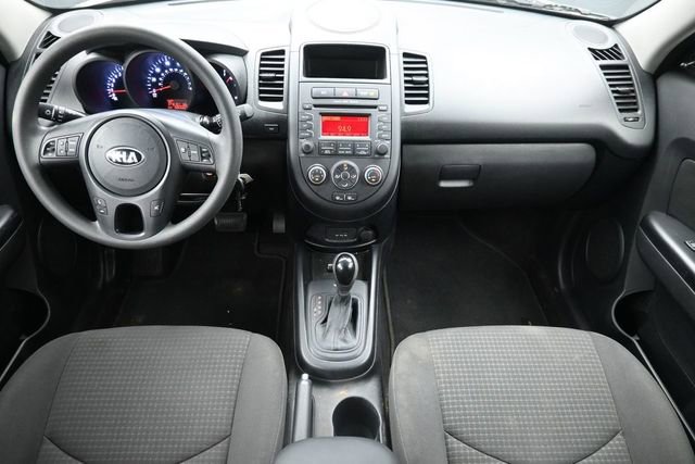 Used 2013 Kia Soul FWD image 19