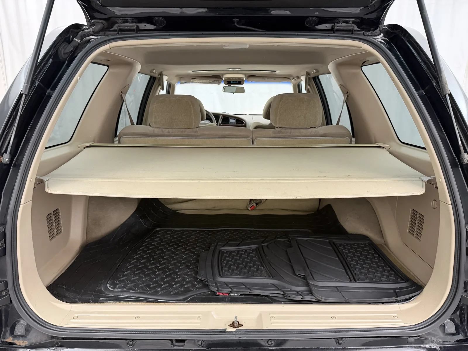 Used 2001 Nissan Pathfinder LE RWD image 19