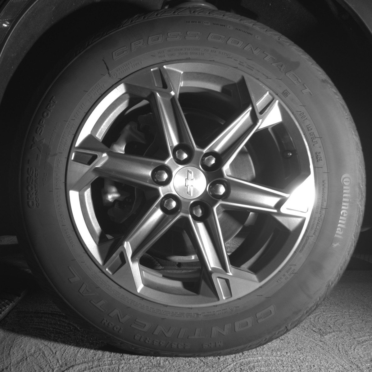 Used 2025 Chevrolet Blazer LT FWD image 12