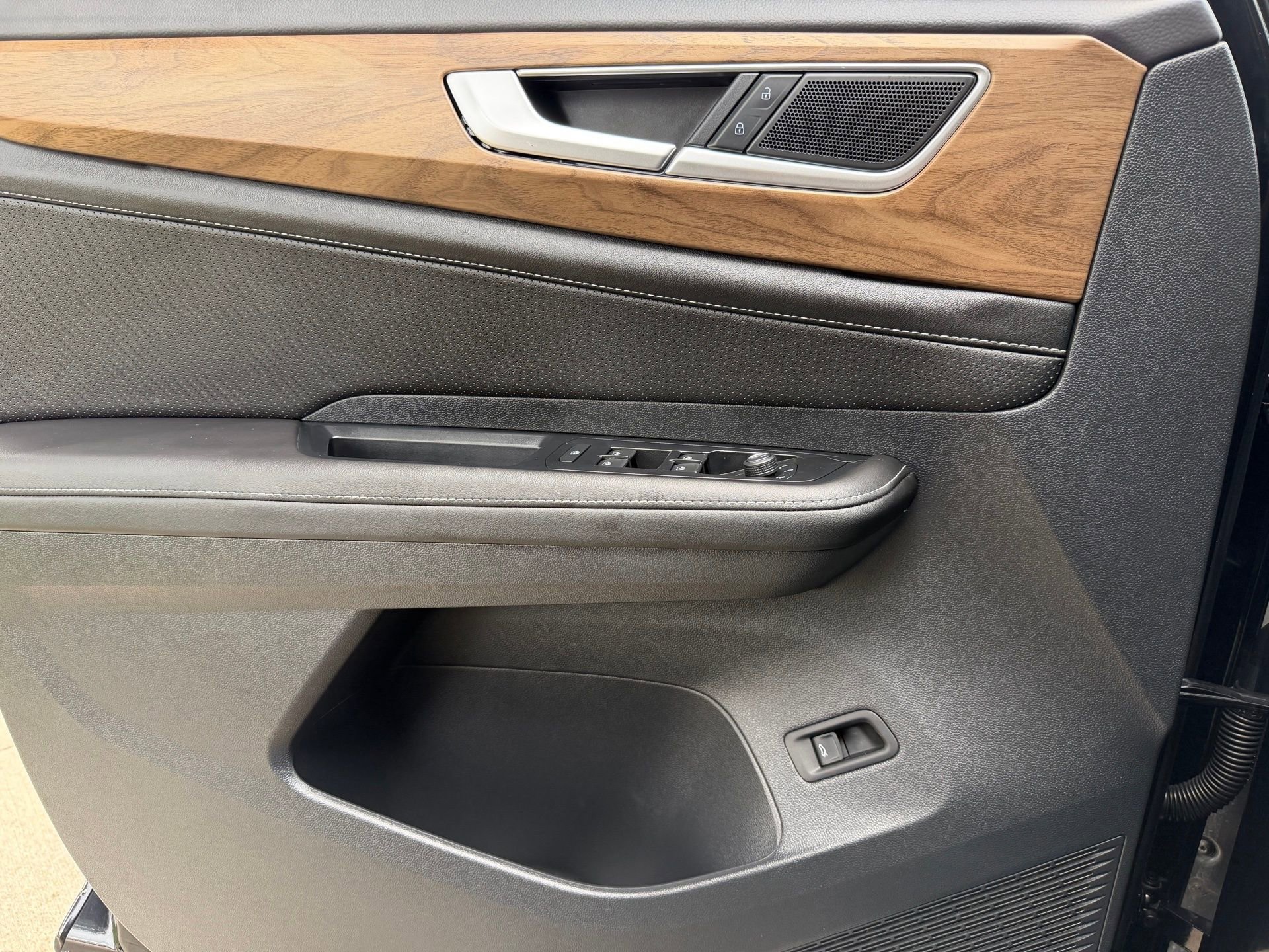 Certified 2026 Volkswagen Atlas SE FWD image 21