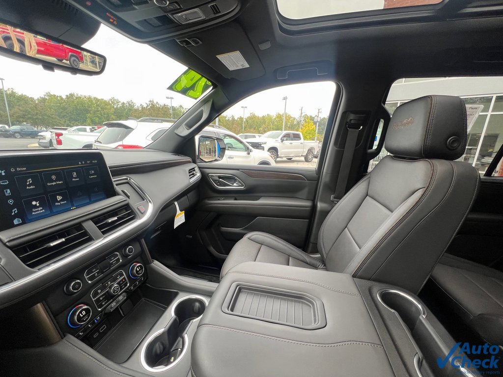 Used 2024 Chevrolet Tahoe High Country w/ Premium Package image 19