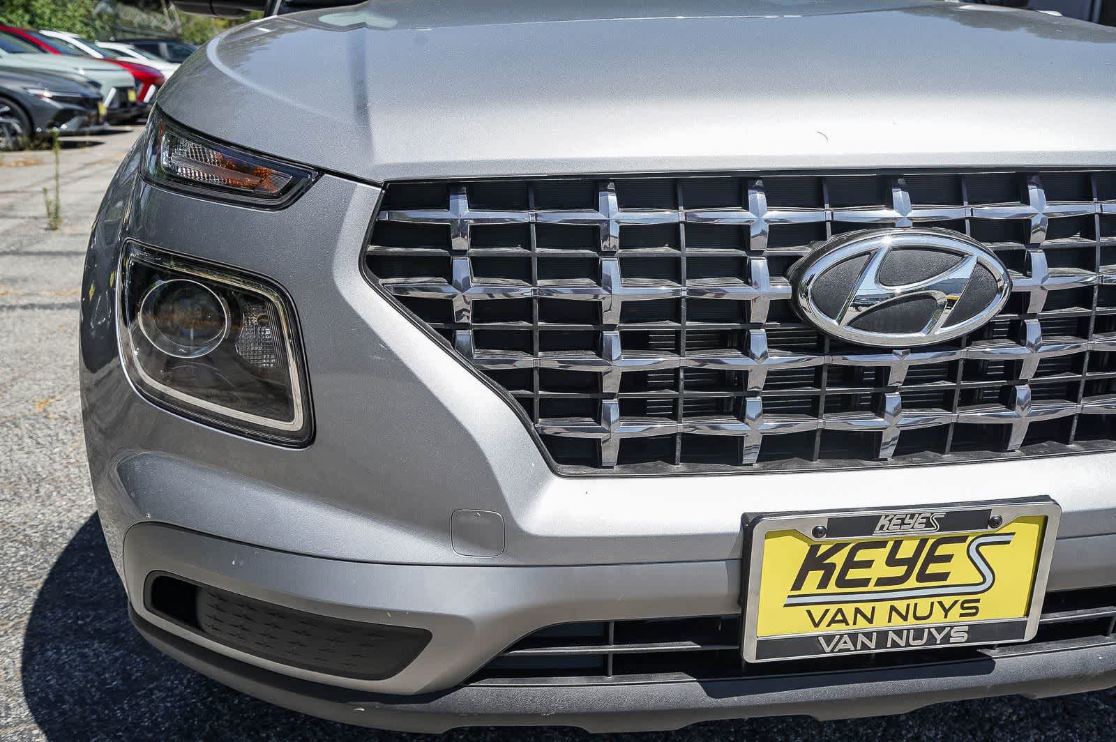 New 2026 Hyundai Venue SEL FWD image 13