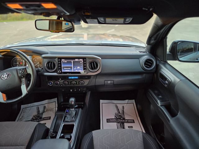 Used 2022 Toyota Tacoma TRD Off-Road image 19