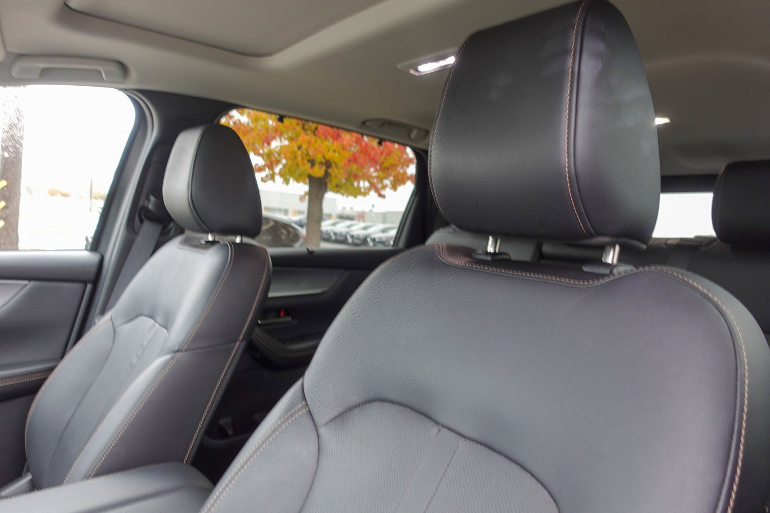 Used 2024 MAZDA CX-90 Plug-In Hybrid w/ Preferred image 10