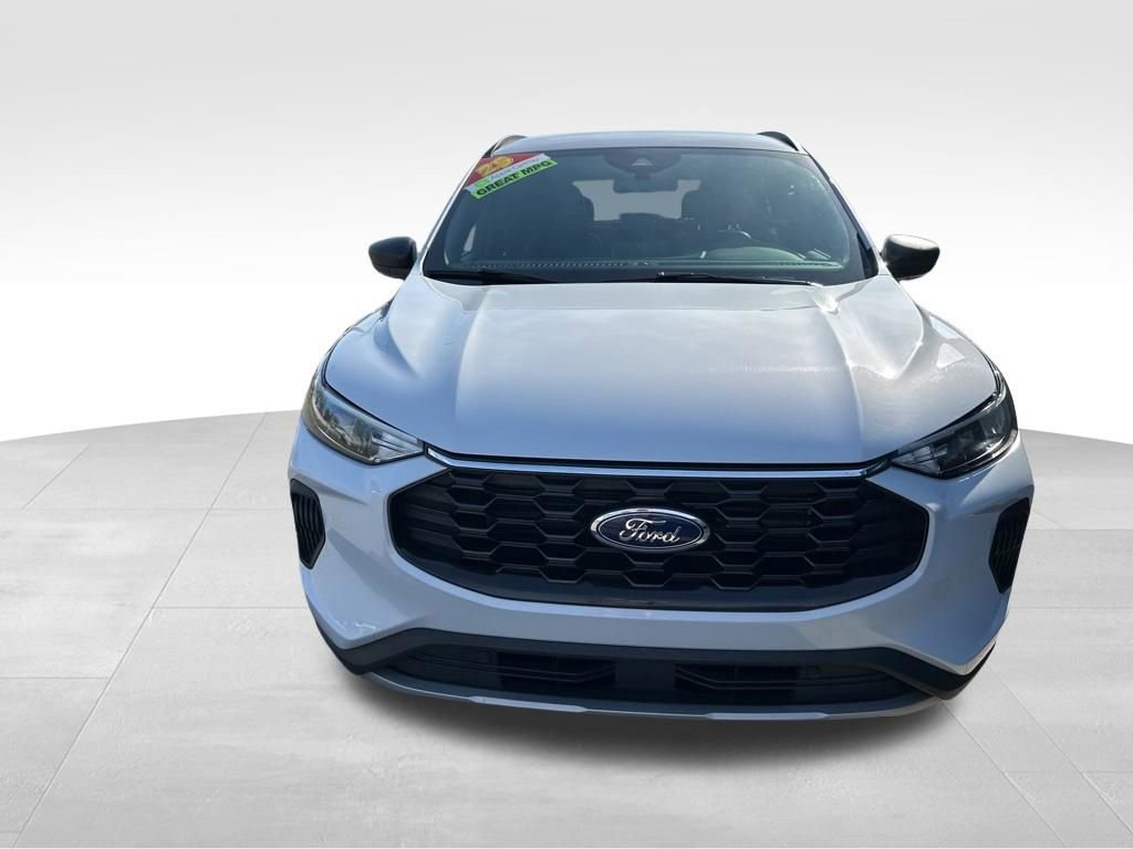 Used 2025 Ford Escape ST-Line FWD image 5