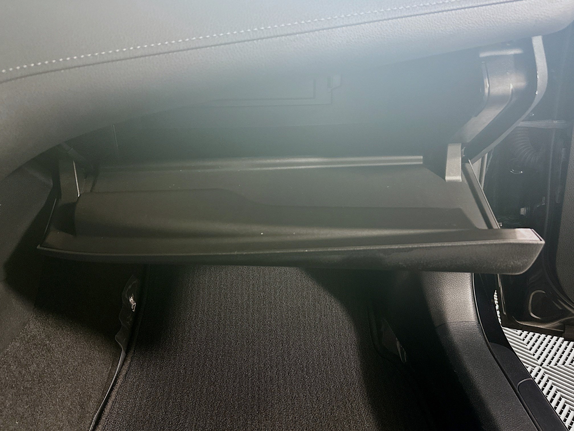 Used 2022 Toyota Camry LE FWD image 31