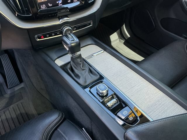 Used 2021 Volvo XC60 T6 Inscription w/ Advanced Package AWD/4WD image 18