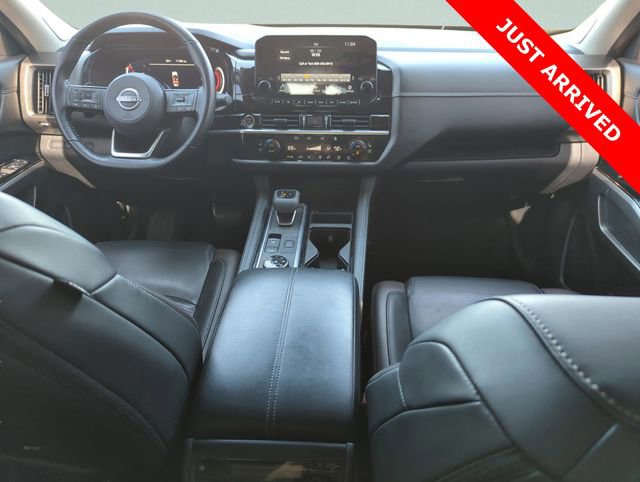 Certified 2023 Nissan Pathfinder Platinum image 25