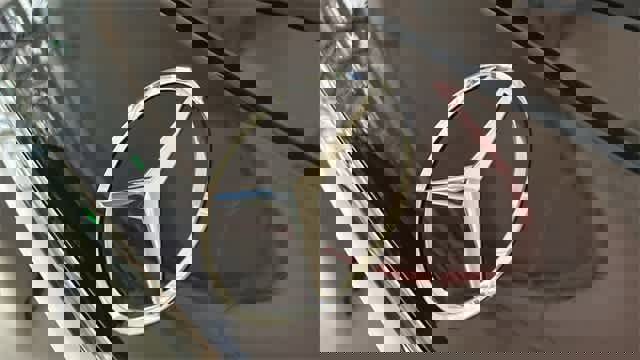 Used 2024 Mercedes-Benz GLS 580 4MATIC image 10