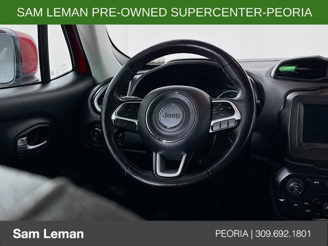 Used 2020 Jeep Renegade Latitude w/ Cold Weather Group image 11