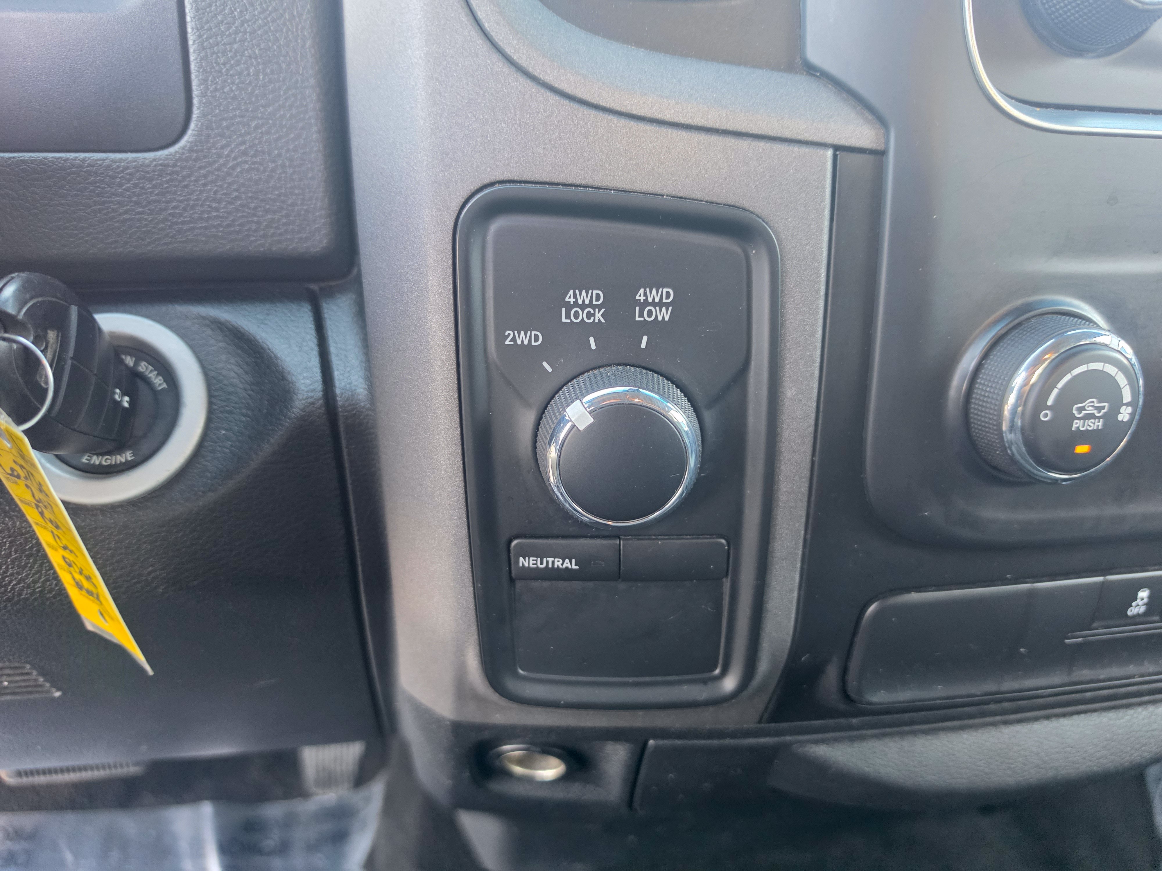 Used 2017 RAM 1500 ST w/ SXT Appearance Group AWD/4WD image 18