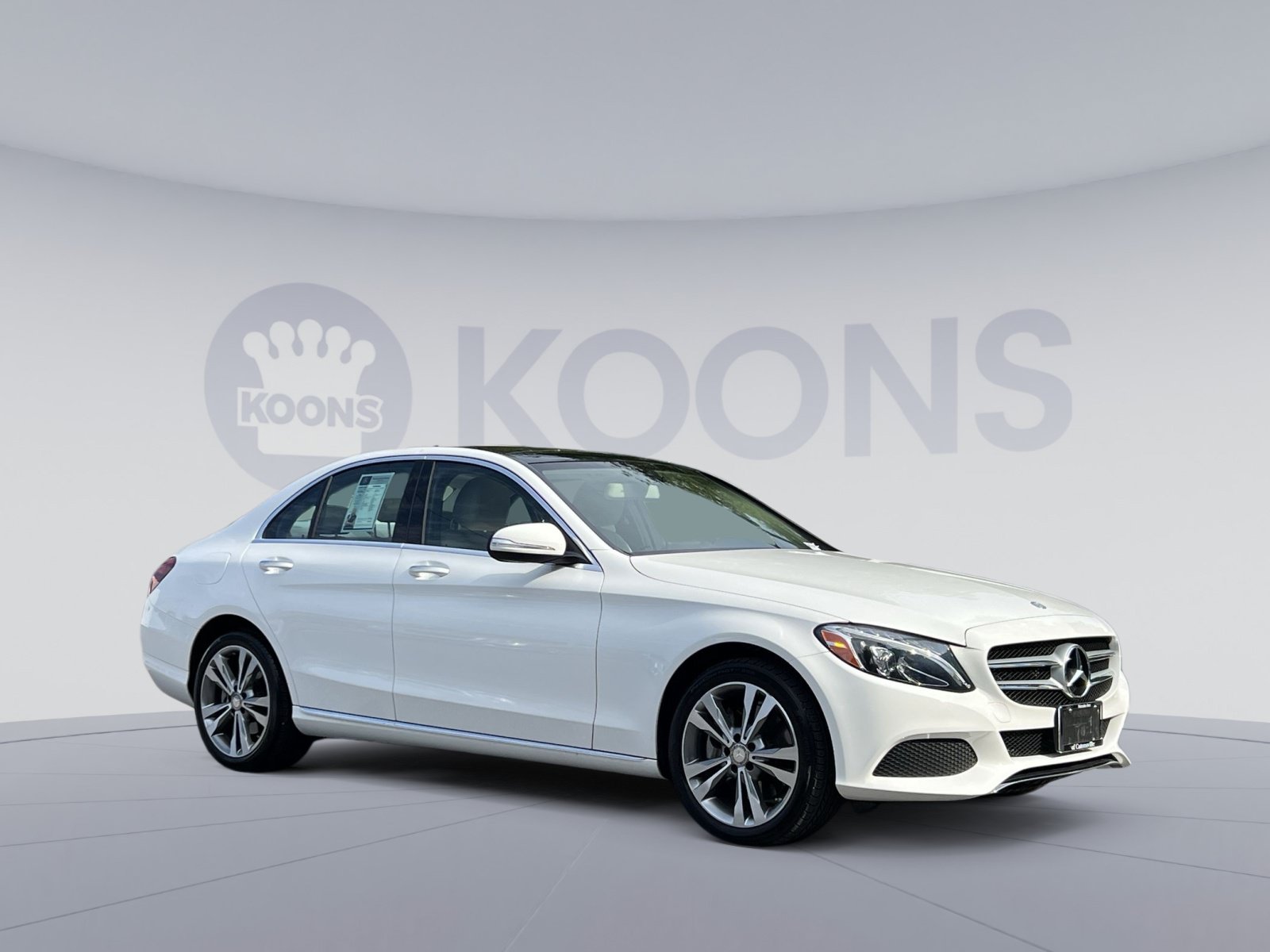 Used 2015 Mercedes-Benz C 300 4MATIC Sedan image 2
