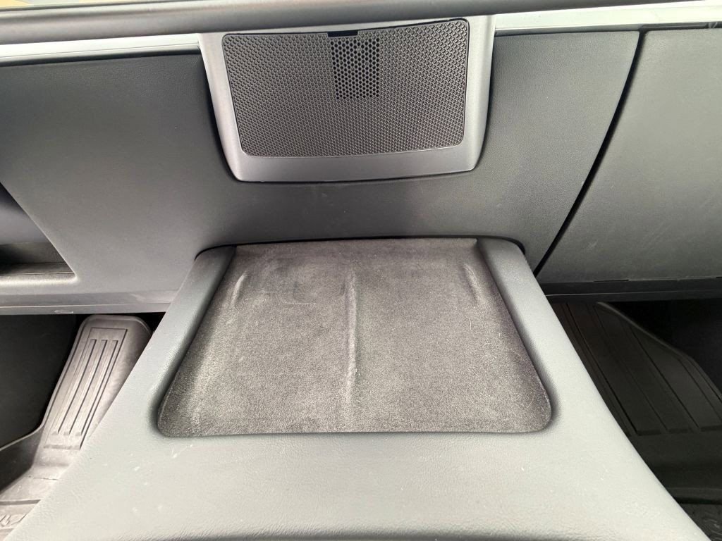 Used 2023 Tesla Model 3 Performance image 19