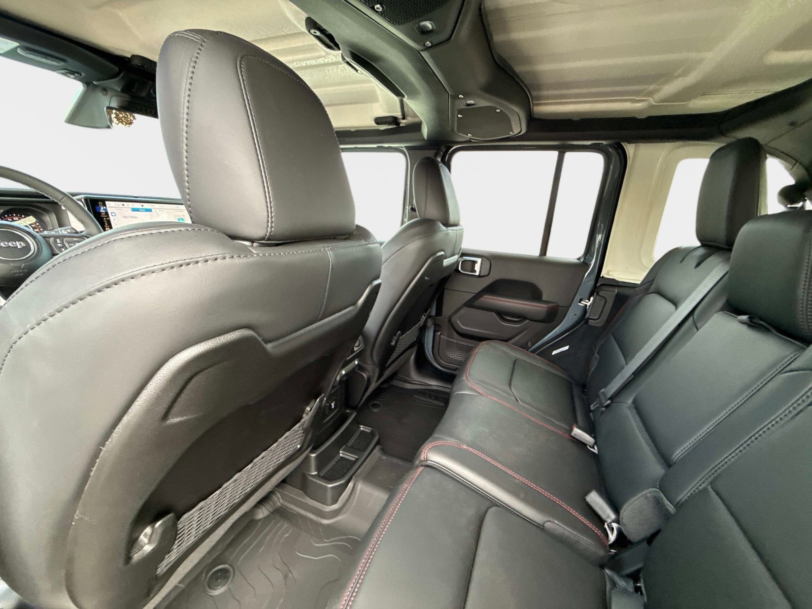 New 2026 Jeep Wrangler Unlimited Rubicon w/ Safety Group image 17