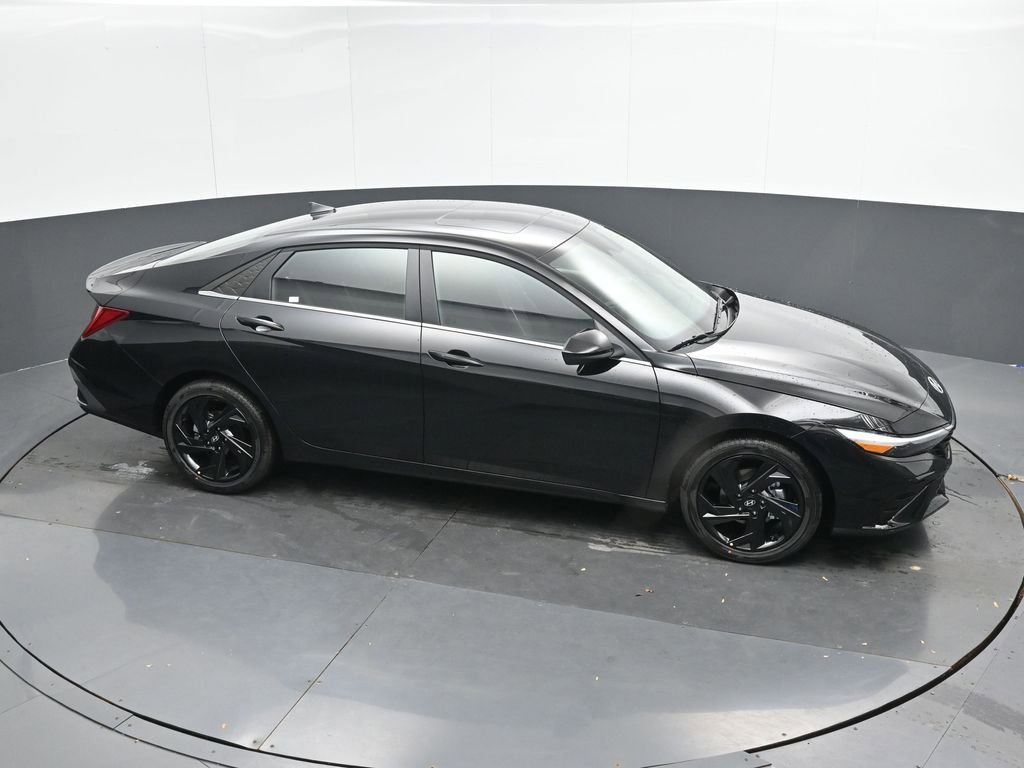 Used 2026 Hyundai Elantra SEL Sport Premium FWD image 39