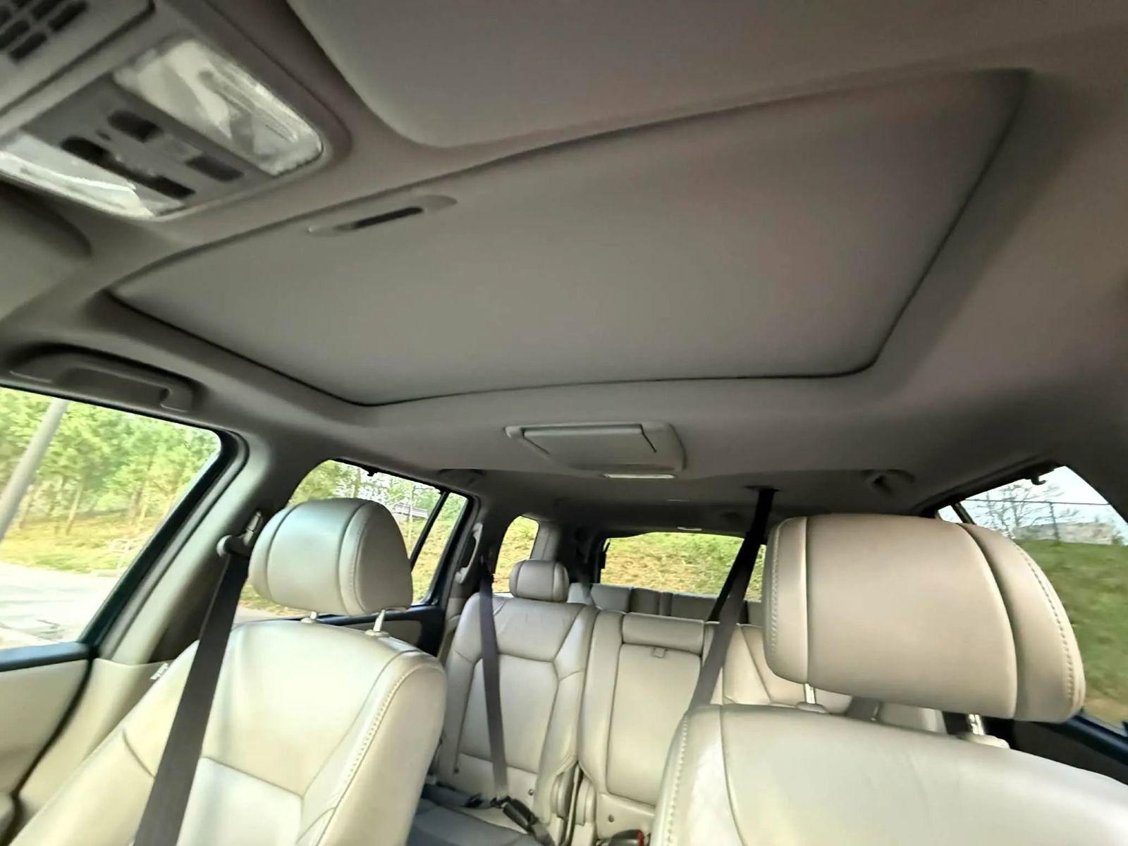 Used 2011 Honda Pilot Touring image 14