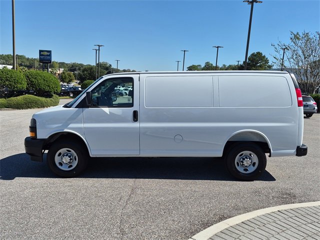 New 2025 Chevrolet Express 2500 w/ Driver Convenience Package image 6