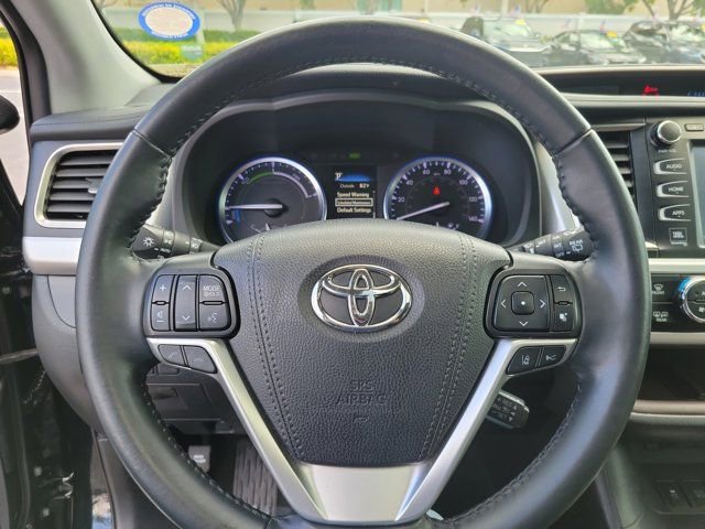 Certified 2019 Toyota Highlander Limited AWD/4WD image 22