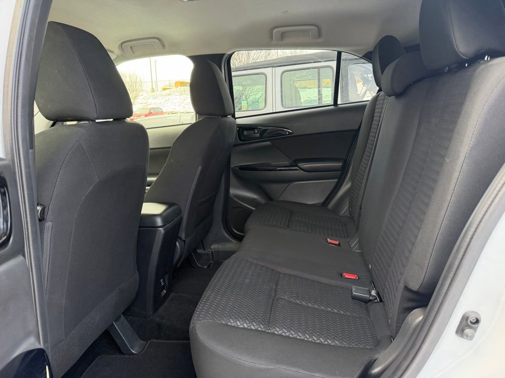 Used 2024 Mitsubishi Eclipse Cross LE image 11