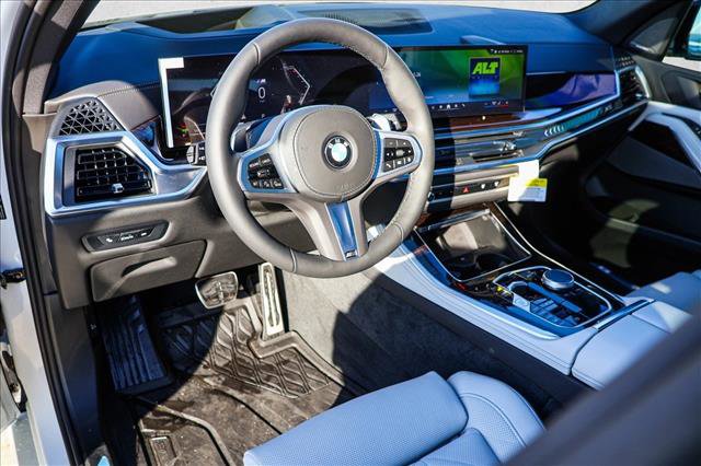 Used 2026 BMW X5 xDrive40i w/ M Sport Package image 10