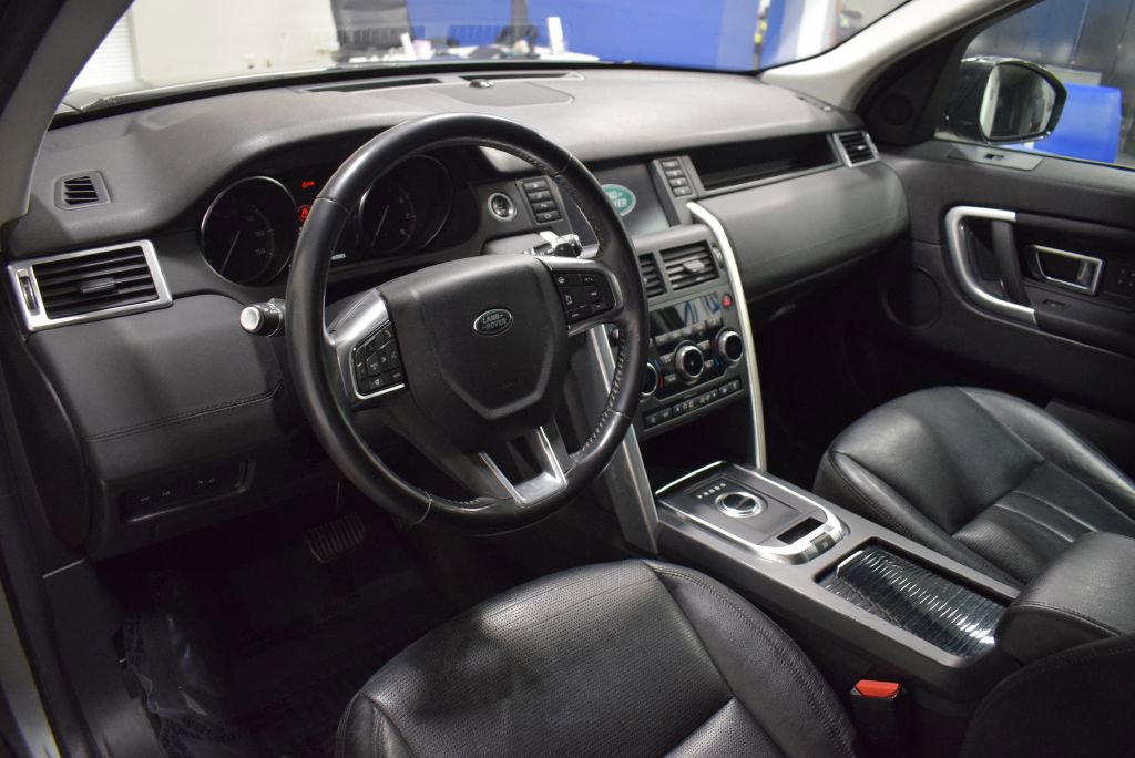 Used 2018 Land Rover Discovery Sport HSE image 8
