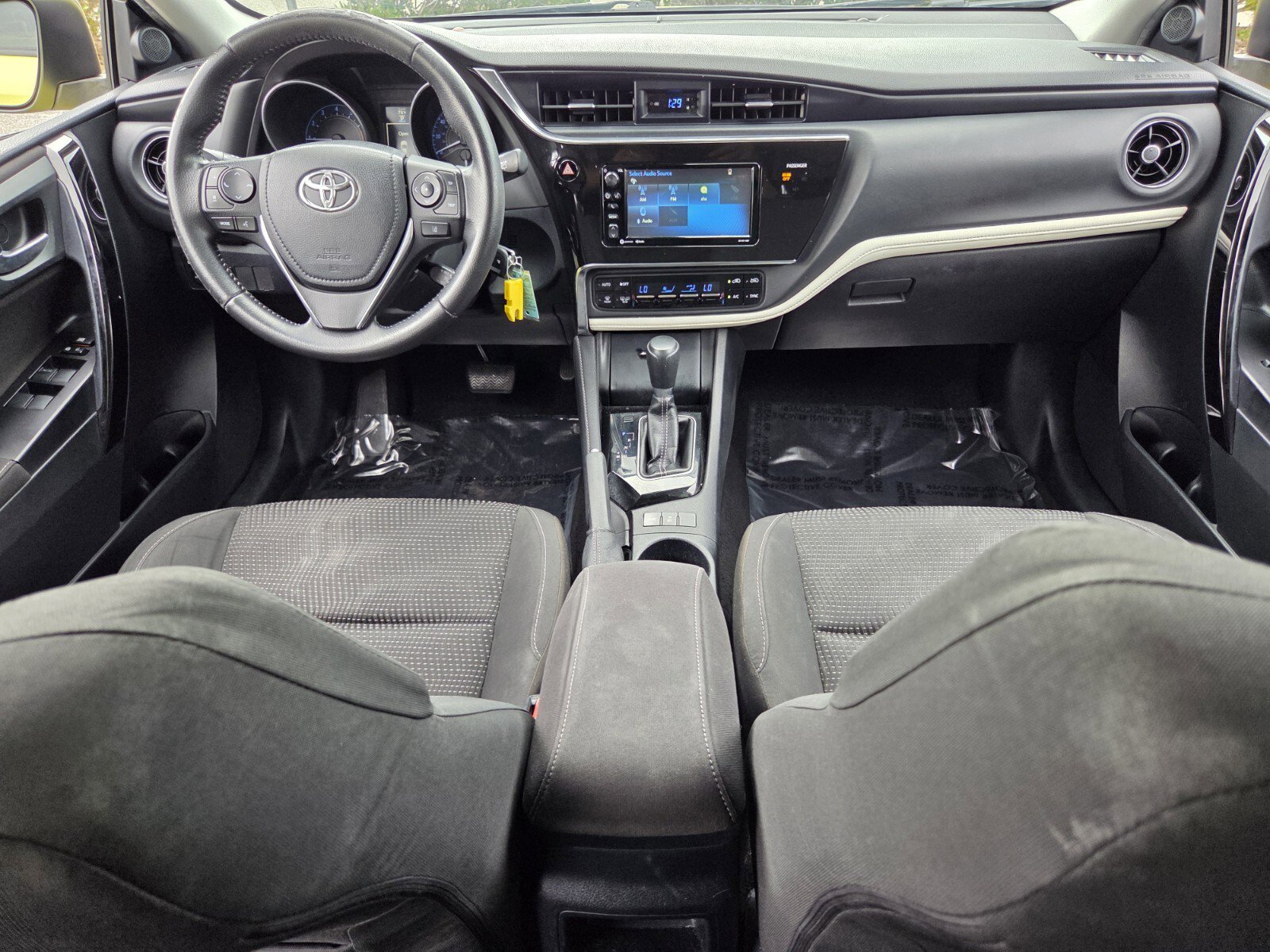 Used 2018 Toyota Corolla iM image 13