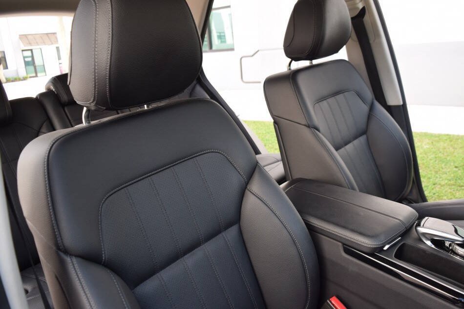 Used 2016 Mercedes-Benz GLE 300d 4MATIC w/ Premium Package image 50