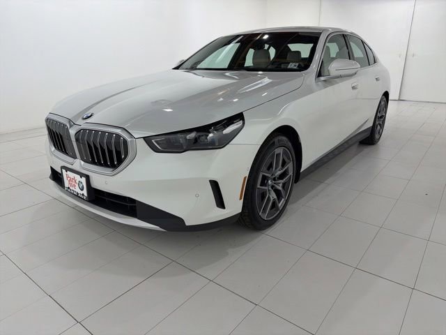 Used 2026 BMW 530i xDrive w/ Premium Package