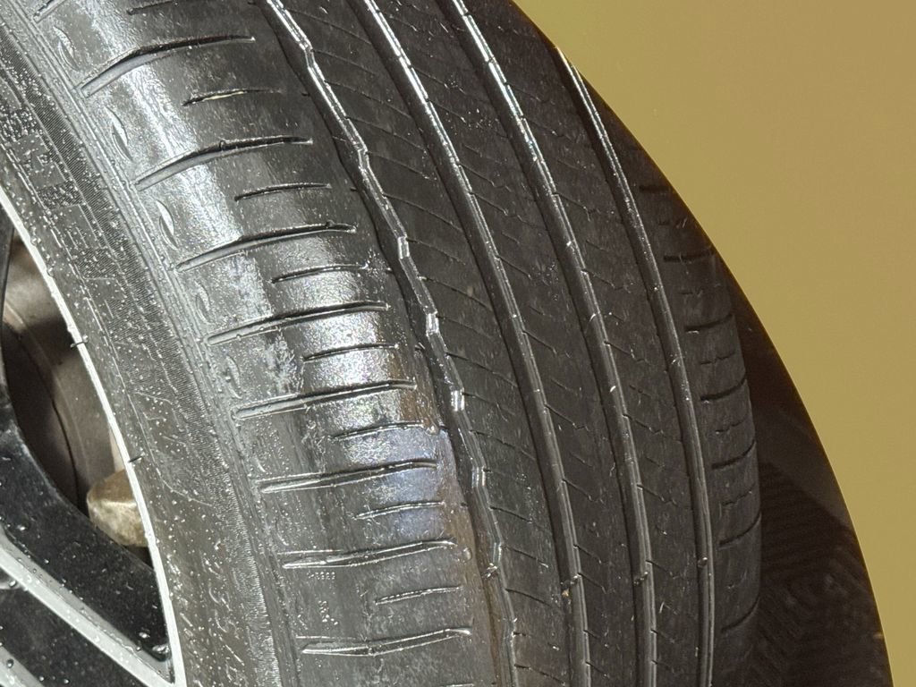 Used 2018 Ford Mustang Premium w/ Equipment Group 201A image 36