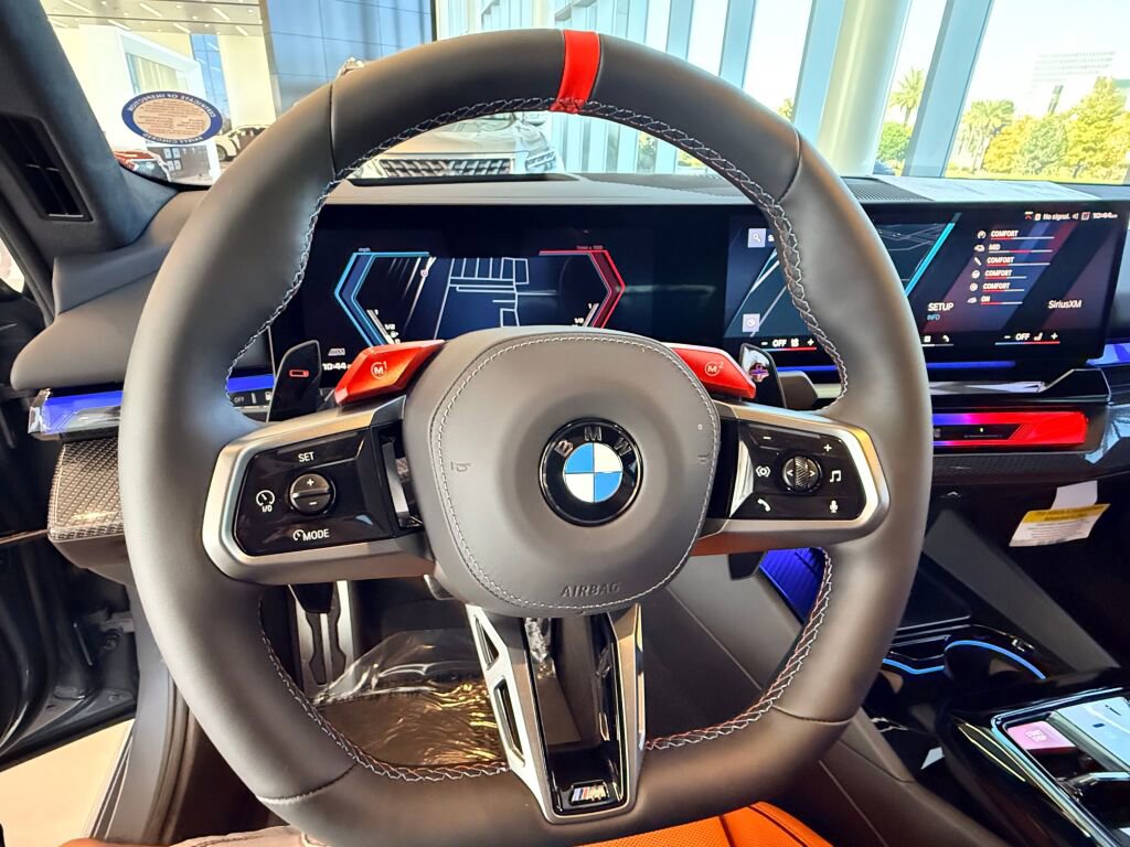 Used 2026 BMW M5 w/ Carbon Package image 28