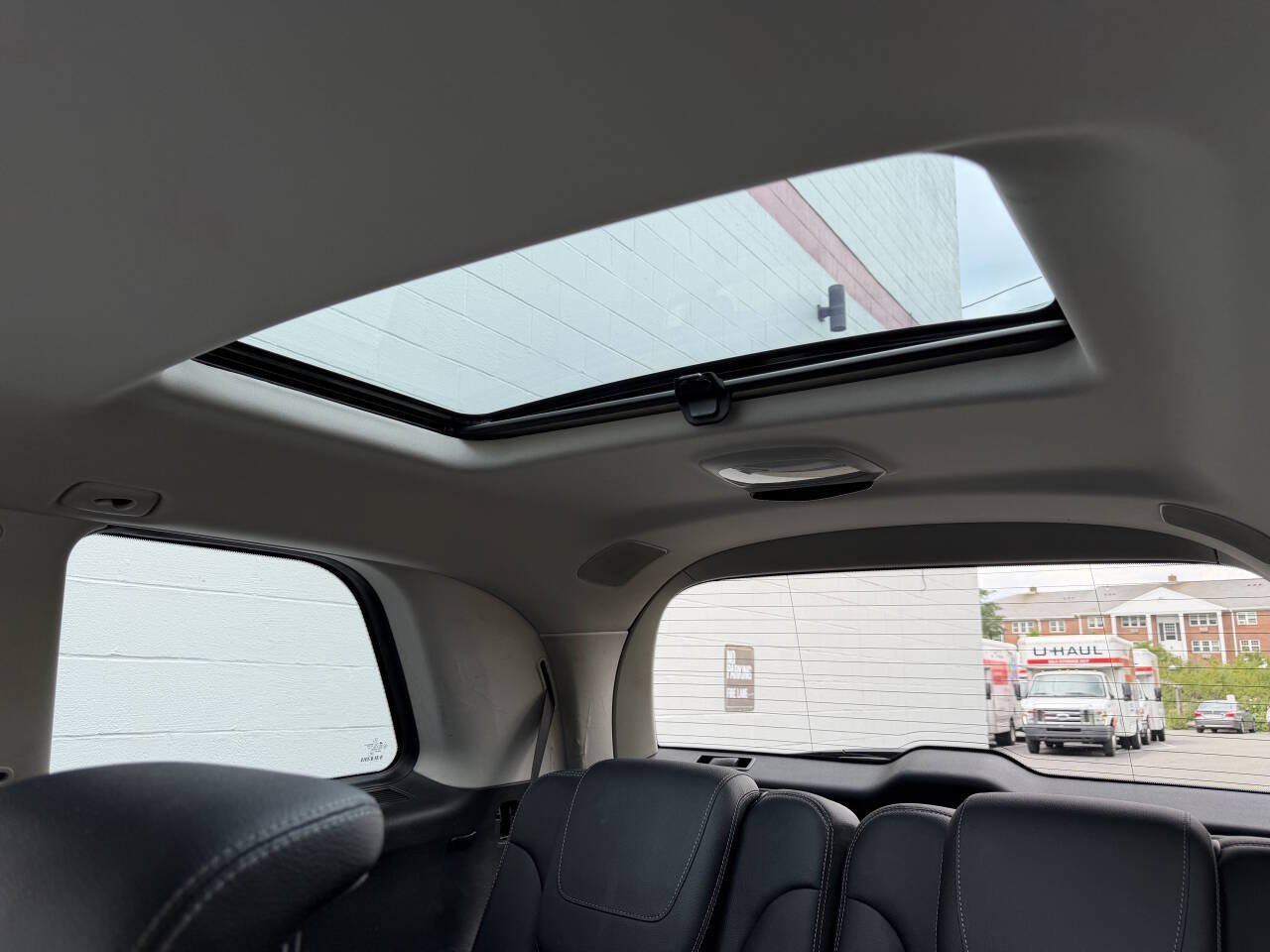 Used 2012 Mercedes-Benz GL 450 4MATIC image 32