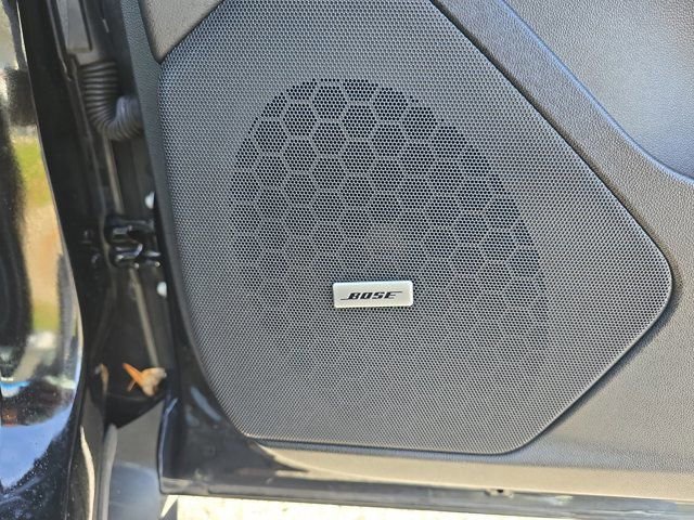 Used 2025 Cadillac XT5 Premium Luxury image 24