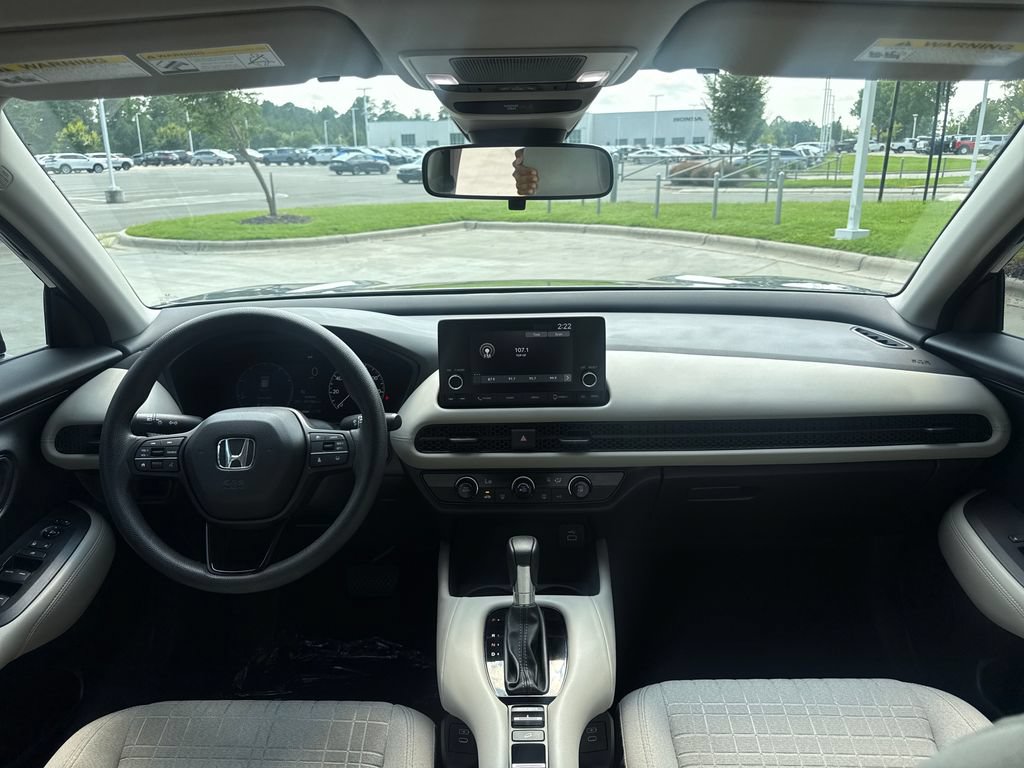 Certified 2024 Honda HR-V LX image 17