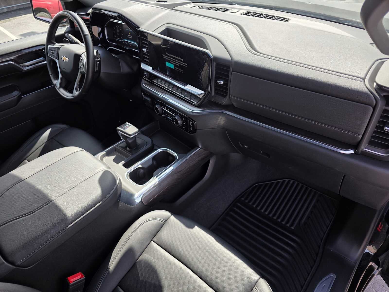 Used 2023 Chevrolet Silverado 1500 LTZ AWD/4WD image 18