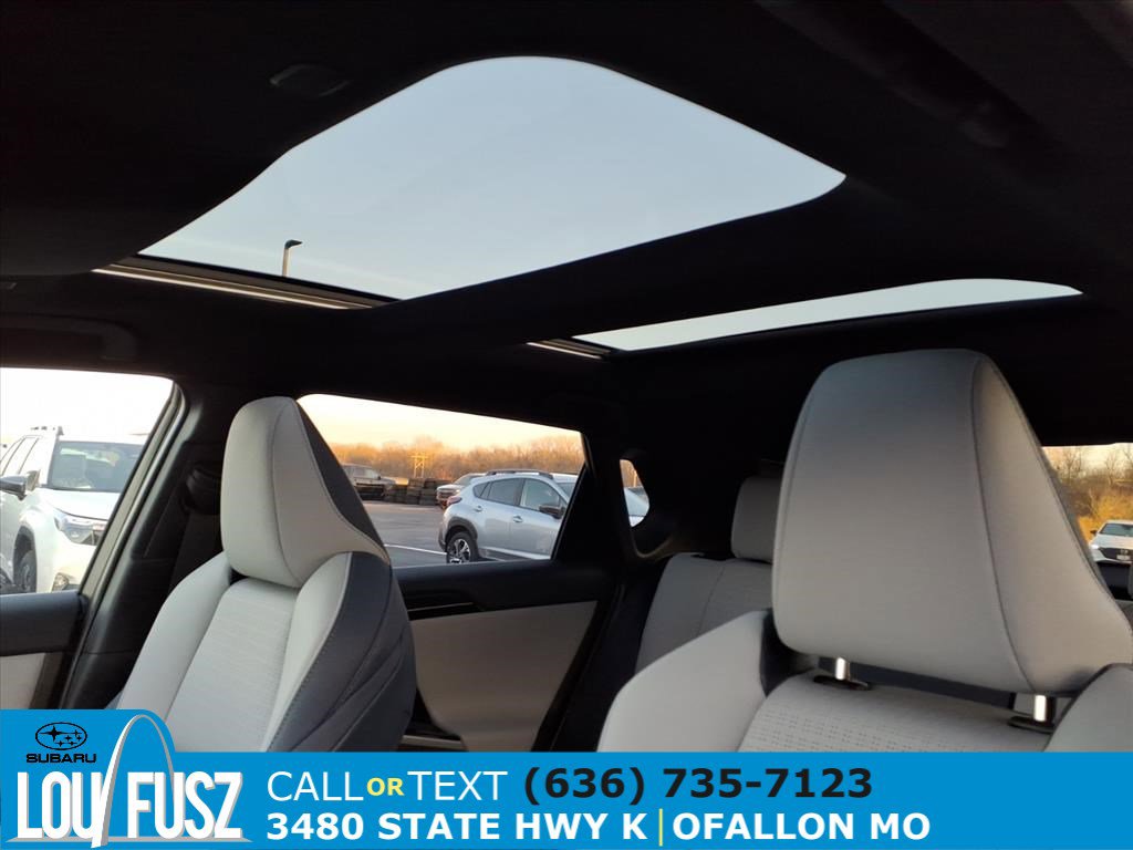 Used 2024 Subaru Solterra Touring image 24