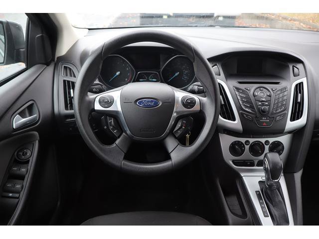Used 2013 Ford Focus SE image 9