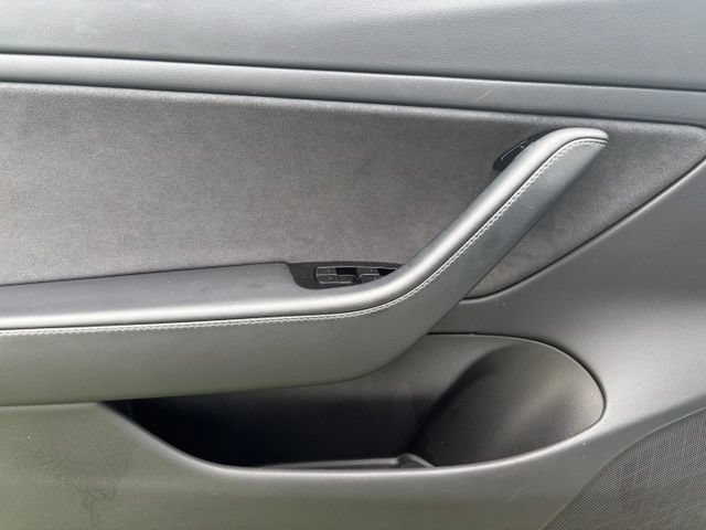 Used 2019 Tesla Model 3 Standard Range Plus RWD image 24