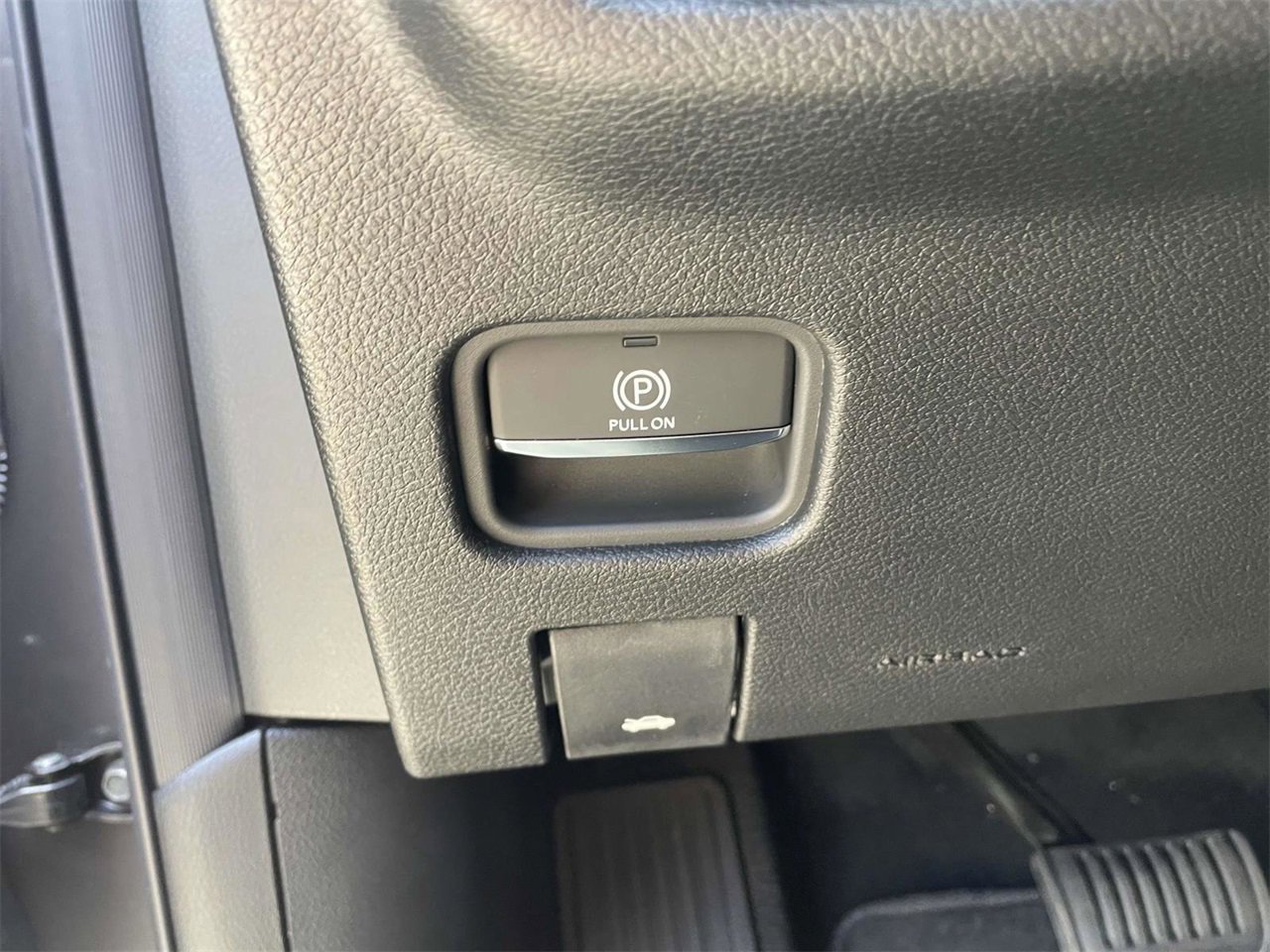 New 2025 Jeep Grand Cherokee L Laredo image 13