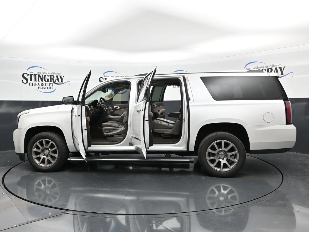Used 2020 GMC Yukon XL Denali w/ Enhanced Security Package RWD image 37