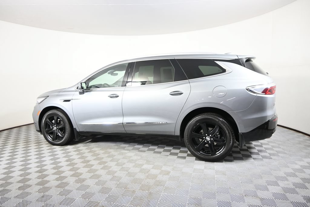 Used 2023 Buick Enclave Essence w/ Experience Buick Package AWD/4WD image 3