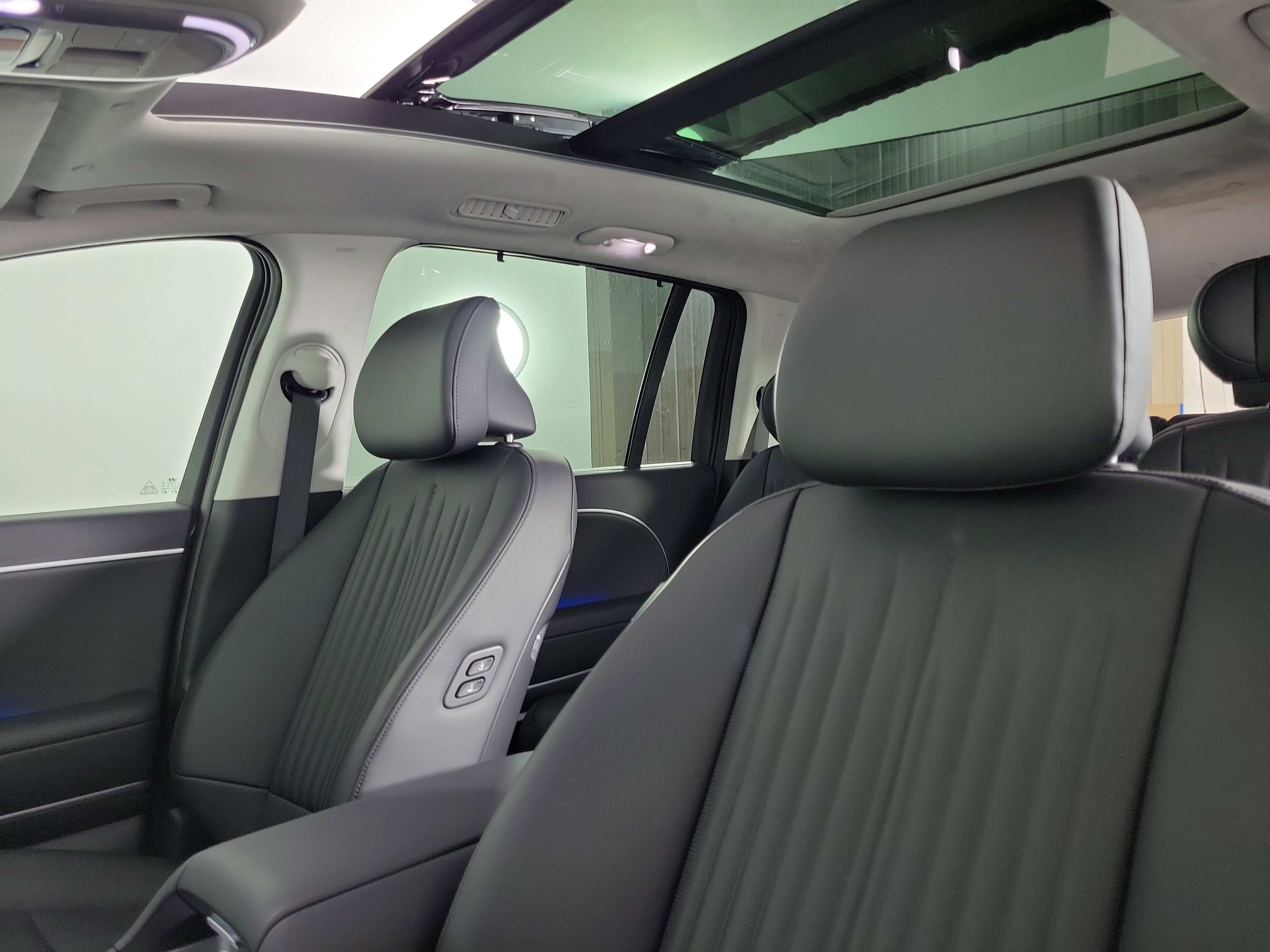 New 2026 Hyundai Ioniq 9 Calligraphy image 28