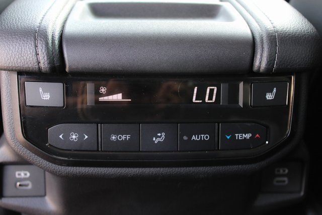 Used 2025 Toyota Grand Highlander AWD image 44