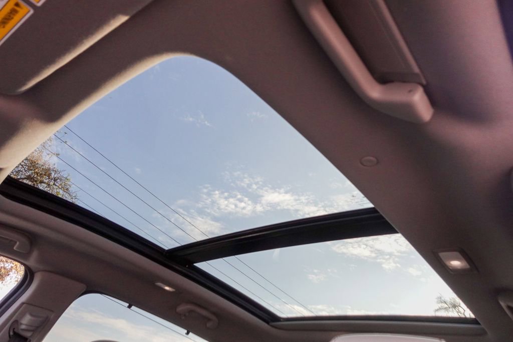 Used 2023 Acura MDX FWD w/ Technology Package image 25