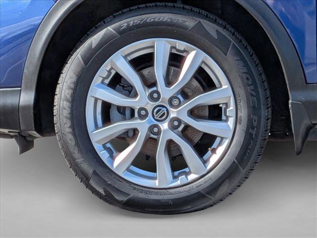 Used 2020 Nissan Rogue Sport SV image 21