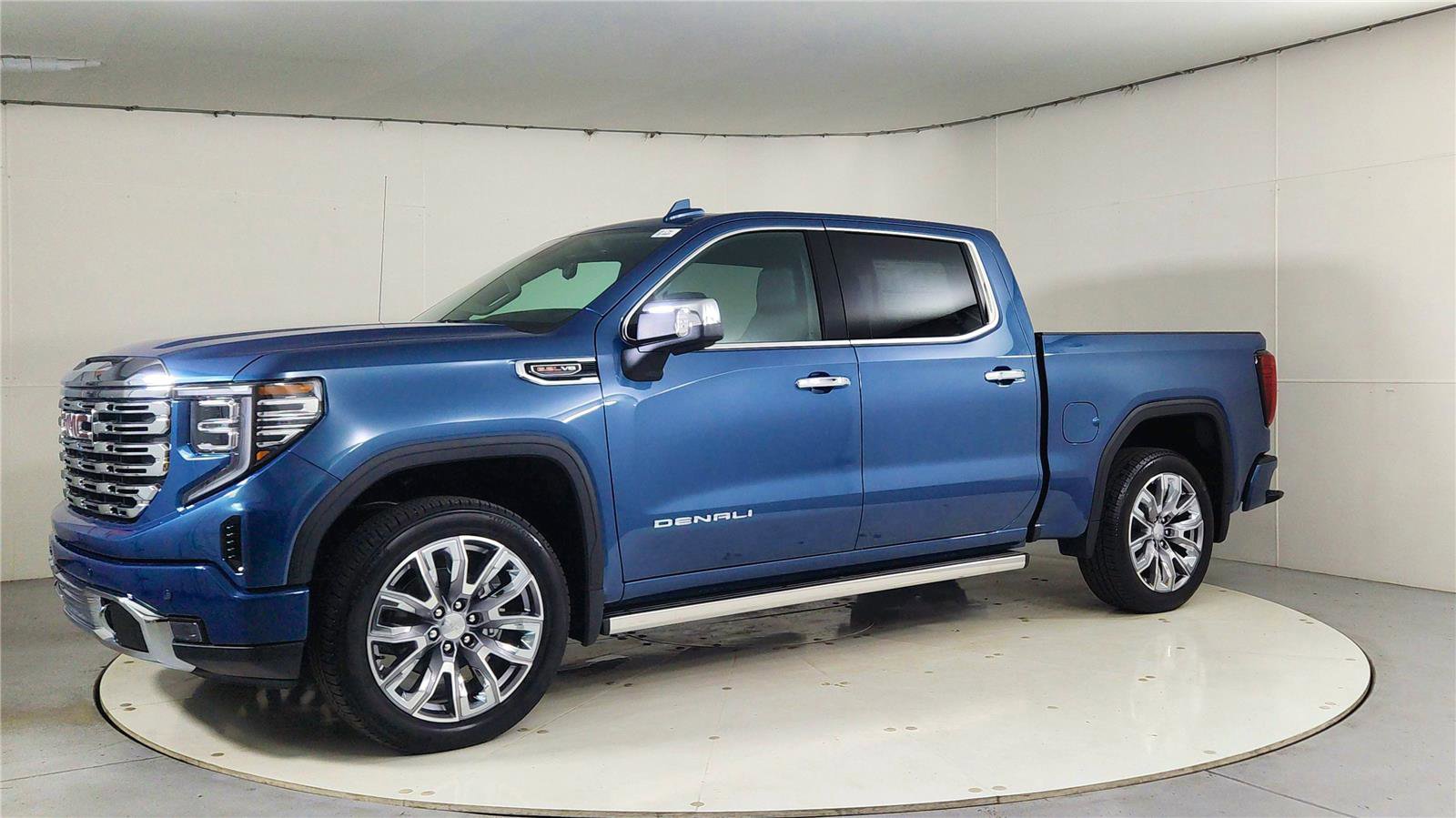 New 2026 GMC Sierra 1500 Denali image 3