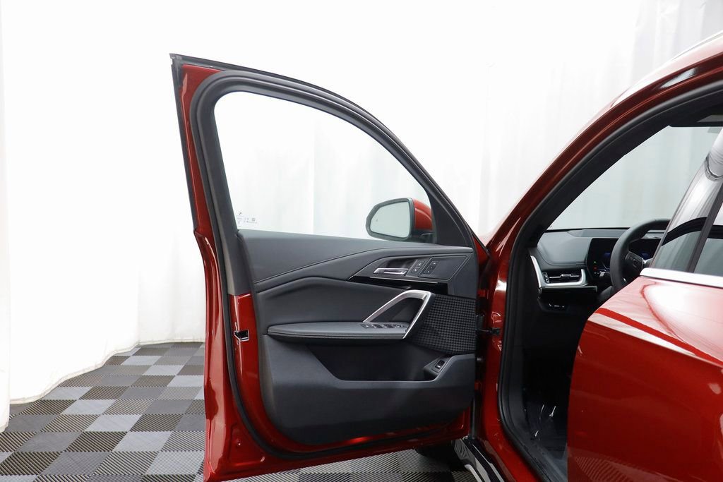 New 2026 BMW X1 xDrive28i w/ Technology Package image 4